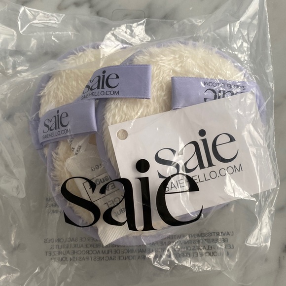 Saie Reusable Beauty Rounds - Picture 1 of 2